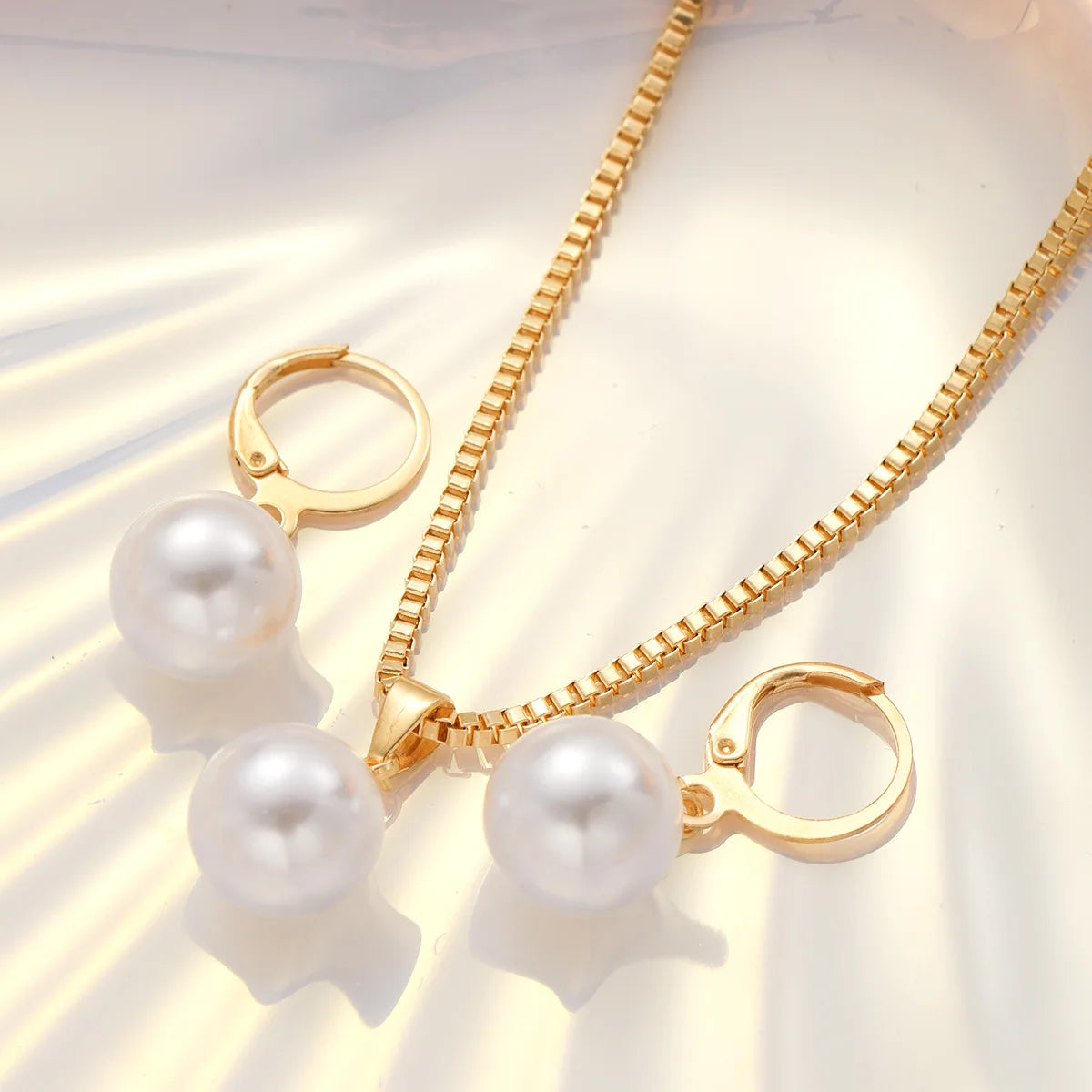 🌸 Fashion Pearl Jewelry Set – Grace in Every Detail